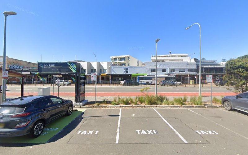Destination EV charger in Narrabeen