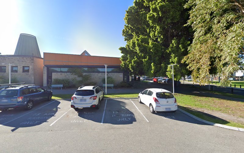 Destination EV charger in Melville