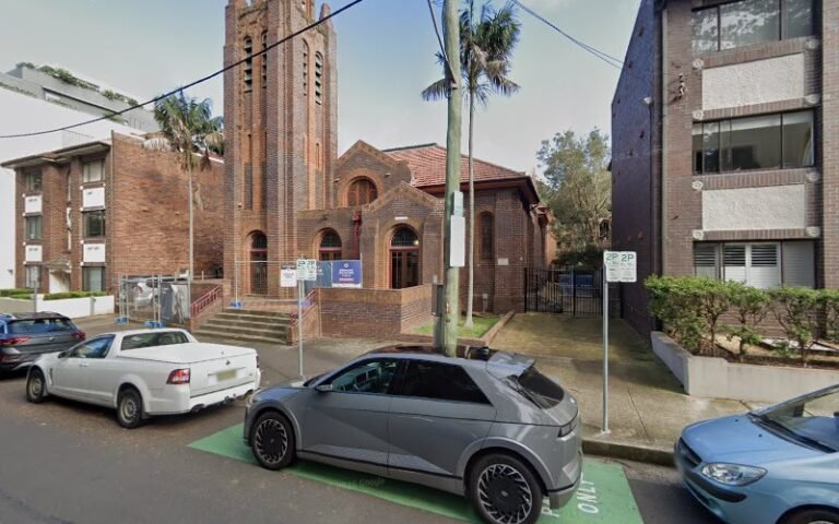 Exploren Charging Station