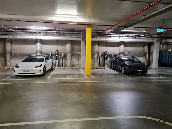 Tesla Destination Charger