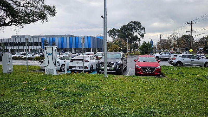 Fast EV charger in Traralgon