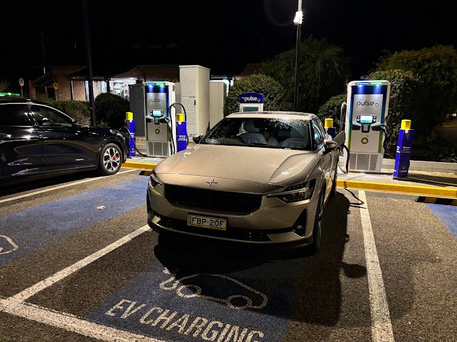 bp pulse Charging Station