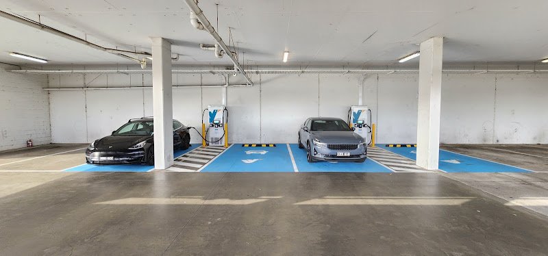 Fast EV charger in Highton