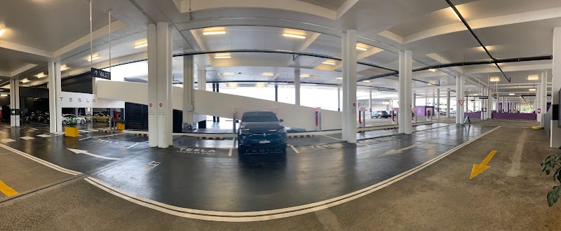 Fast EV charger in Broadbeach Waters