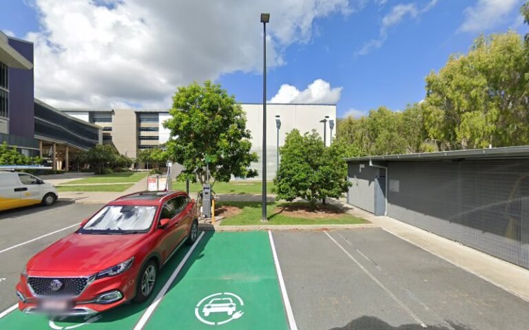 Exploren Charging Station