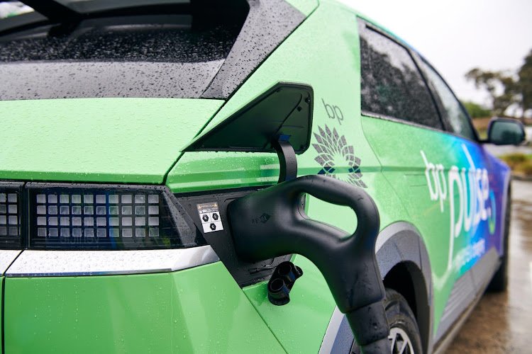 bp pulse Charging Station