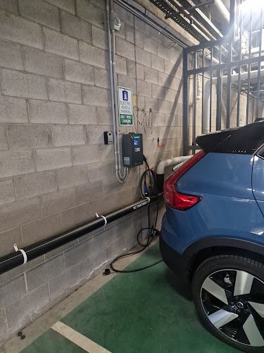 Exploren Charging Station