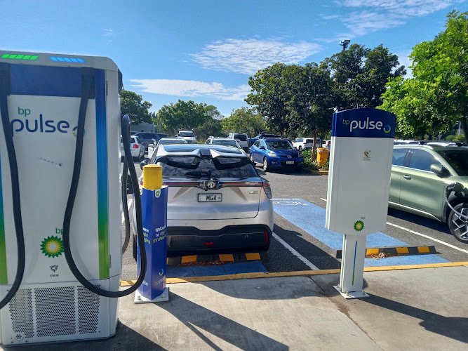 bp pulse Charging Station