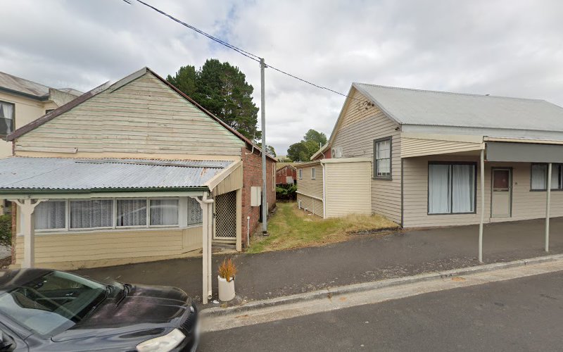 Destination EV charger in Waratah