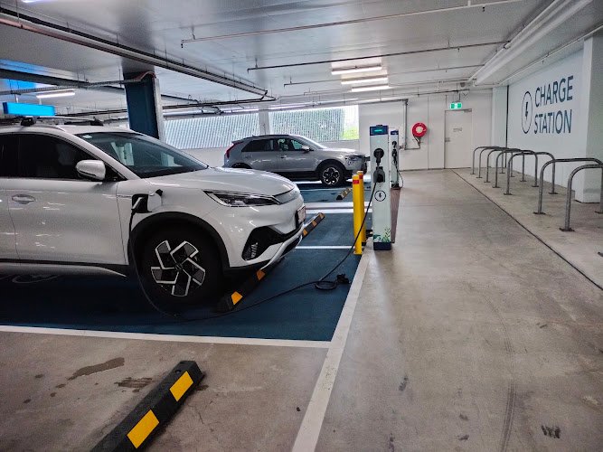 Exploren Charging Station