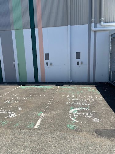 Tesla Destination Charger - view 4
