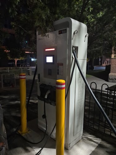 Chargefox Charging Station - view 3