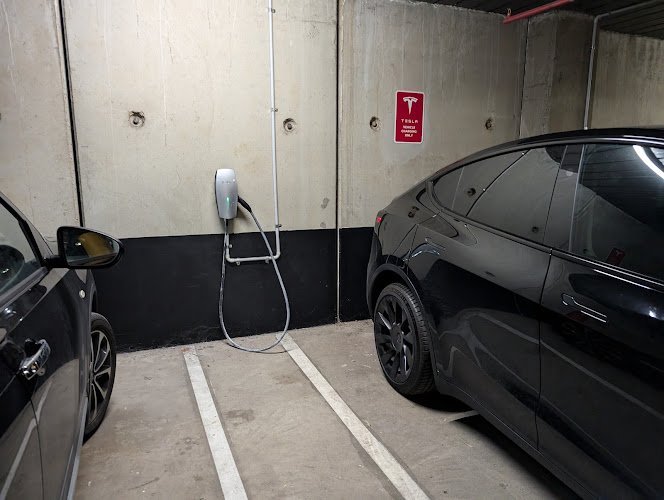 Tesla Destination Charger