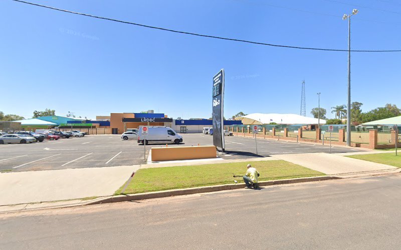 EV charging station in Lightning Ridge