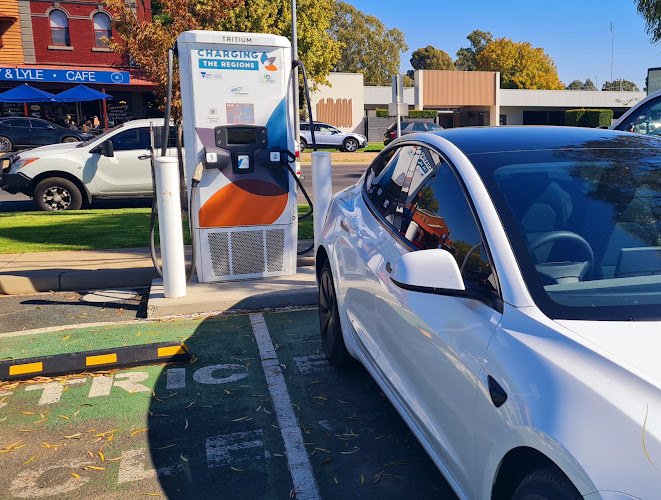 Evie Charging Station