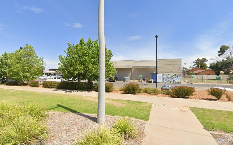 Fast EV charger in Griffith