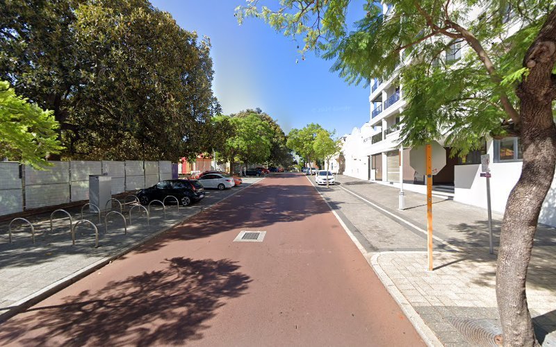 Destination EV charger in Northbridge
