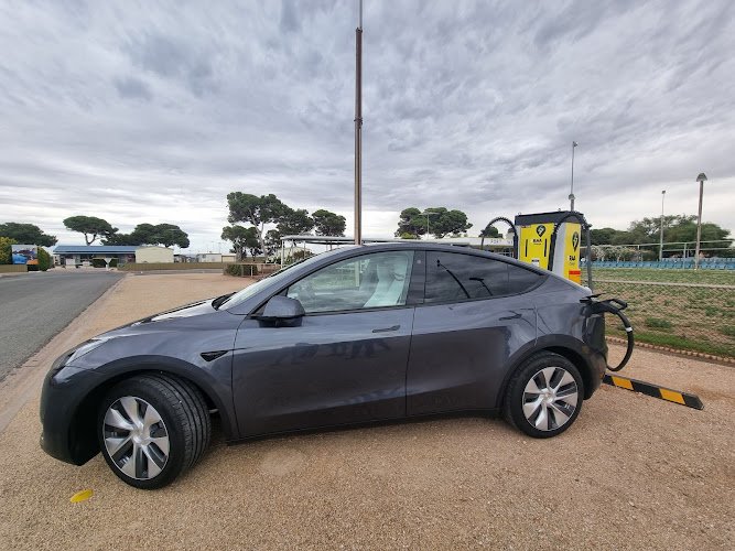 Chargefox Charging Station - view 5