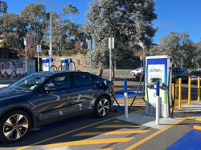 bp pulse Charging Station