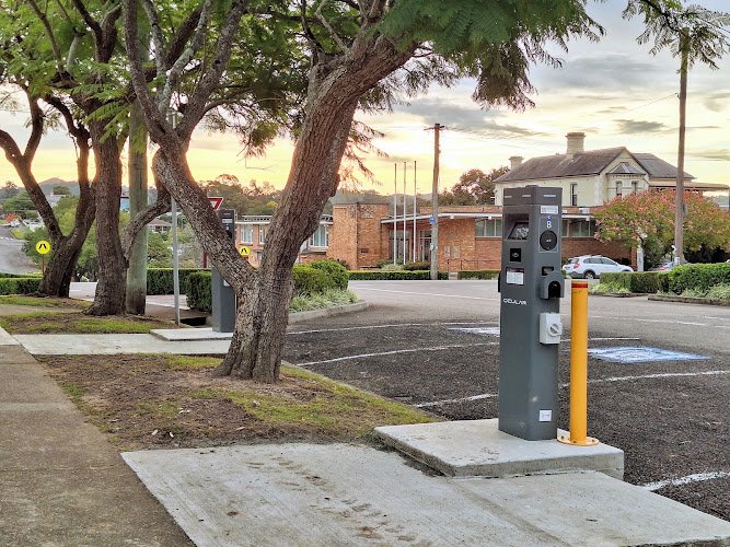 Exploren Charging Station
